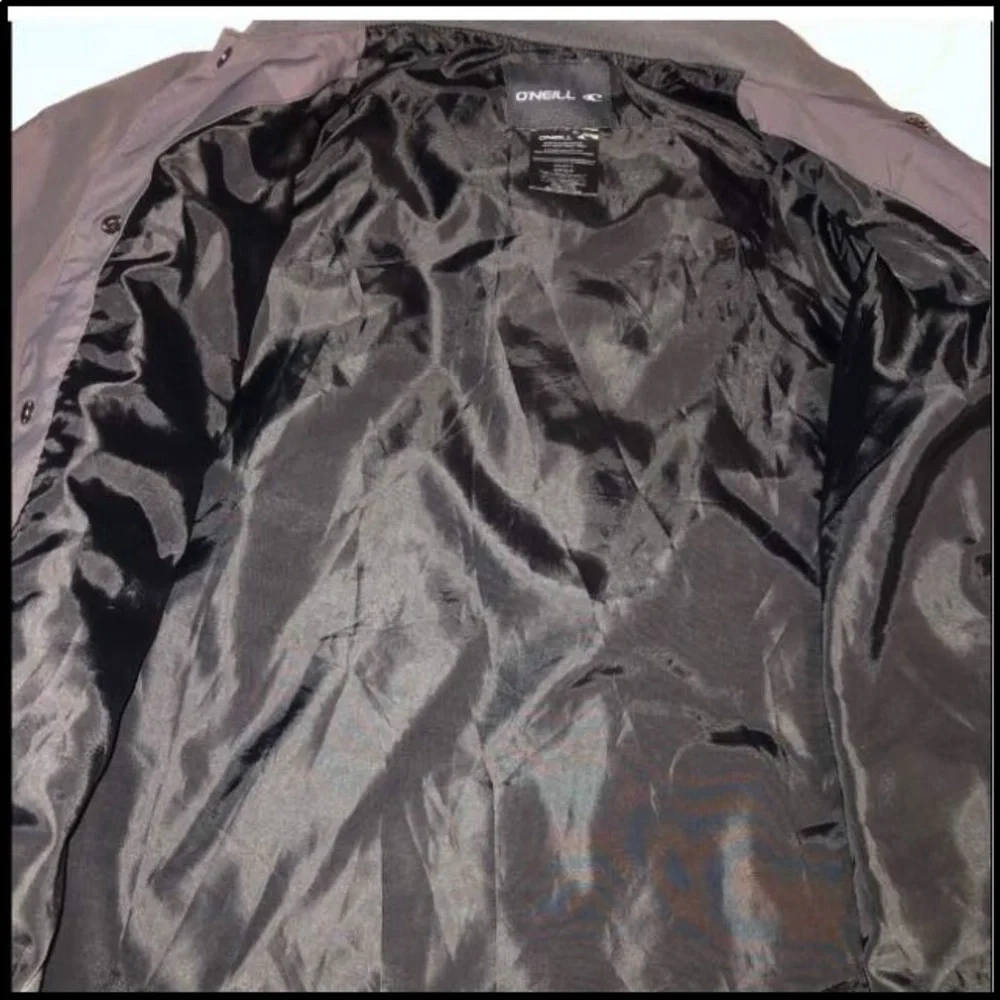 ❤️ NEW O’Neil Jacket and Kenneth Cole T-shirt never worn (new gap top $25 firm